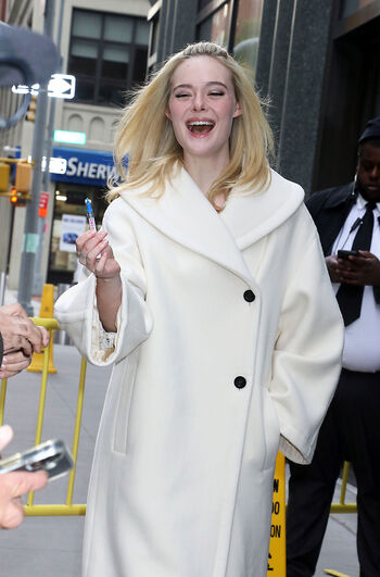 Elle Fanning
