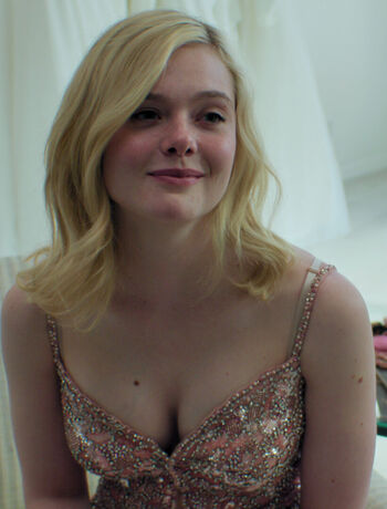 Elle Fanning