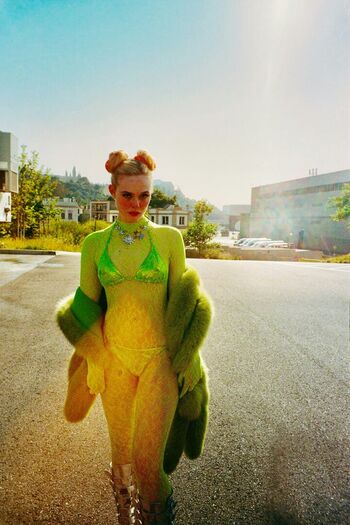 Elle fanning page 2 image