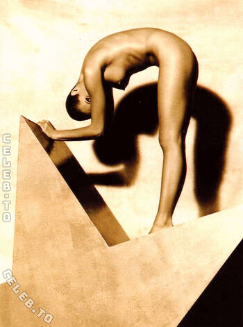 Elle macpherson image