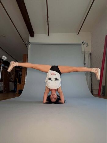Elliana walmsley image