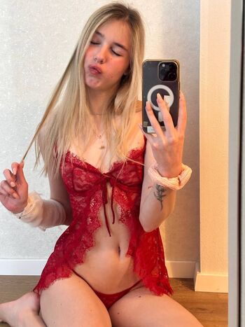 Ellie candy image