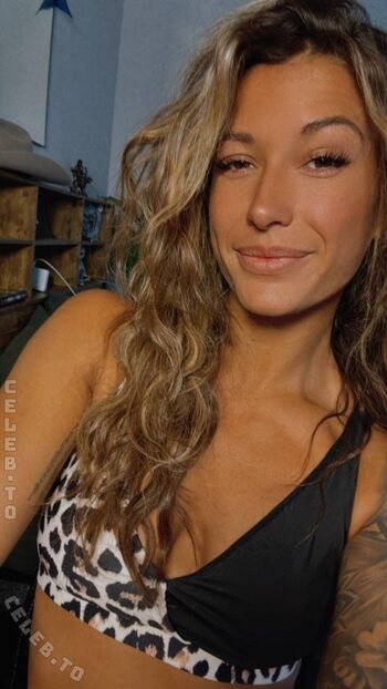 Ellie dempster image