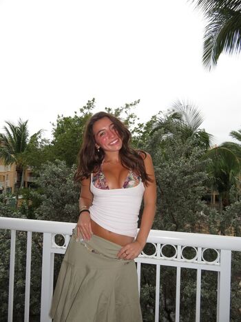 Ellie dobleske image