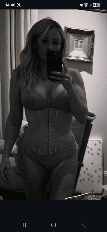 Ellie goulding image