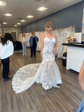 Ellie in space page 2 image