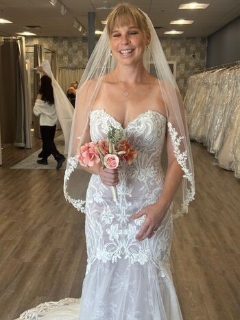 Ellie in space page 2 image