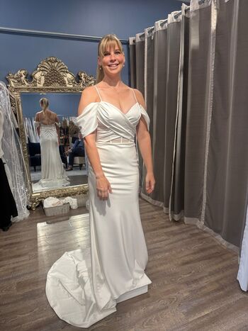 Ellie in space page 2 image