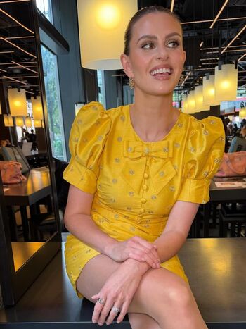 Ellie taylor image