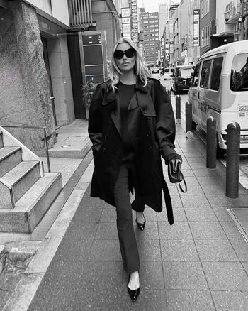 Elsa hosk page 3 image