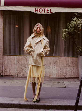 Elsa hosk image