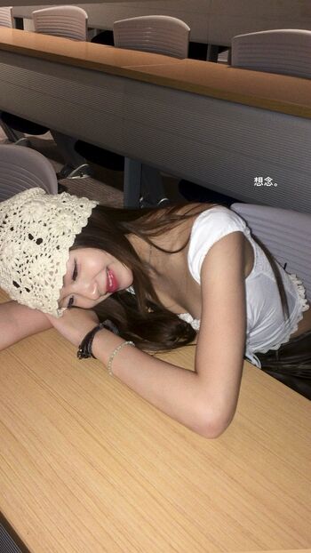 Elyn leong page 6 image