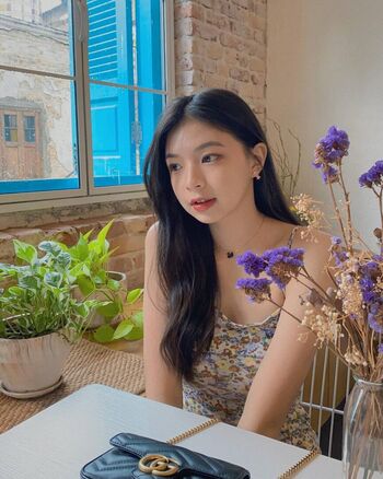 Elyn leong page 5 image