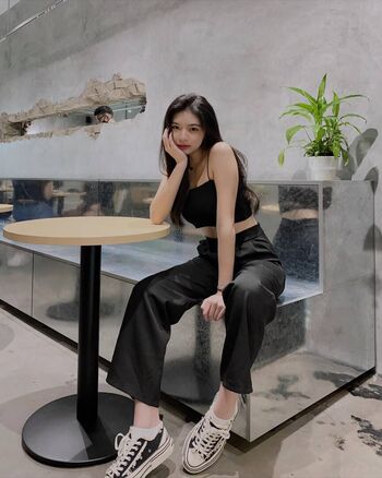 Elyn leong page 5 image