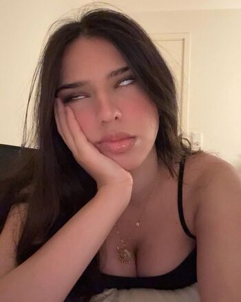 Elysandra ali sadun image