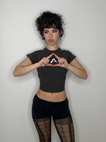 Emaleah christou image