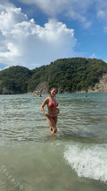 Emerald gordon wulf image