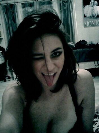 Emilia moreland image