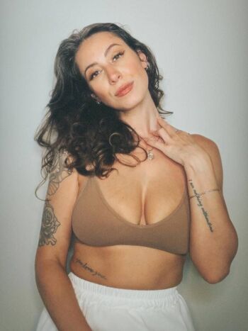 Emilia moreland image