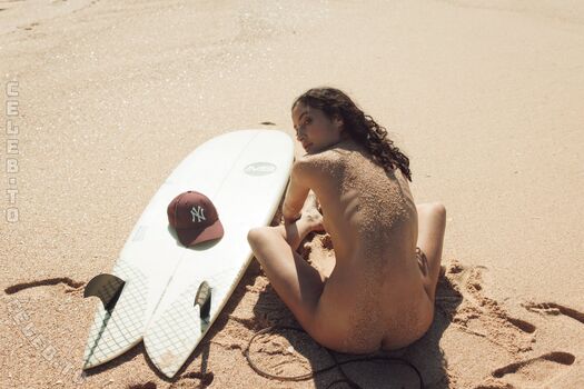 Emilie payet page 3 image
