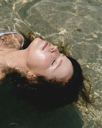 Emily deyt aysage 1 image