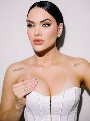 Emily garcia image