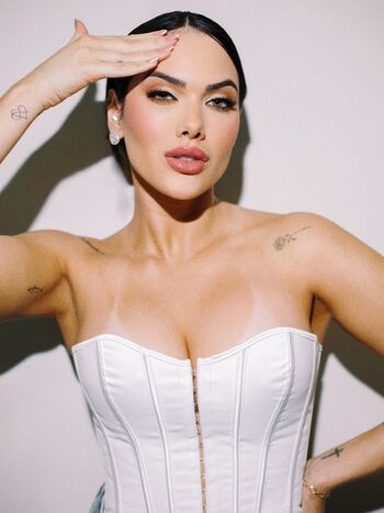 Emily garcia image