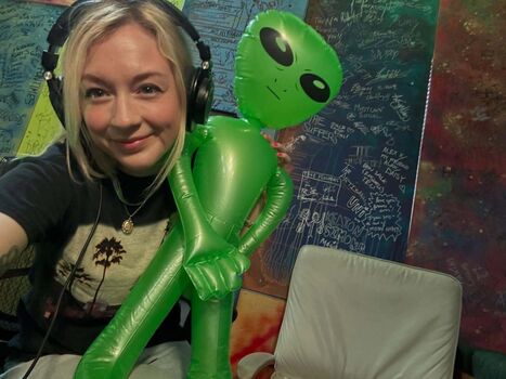 Emily kinney image