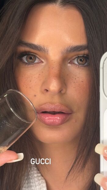 Emily ratajkowski 1 page 2 image