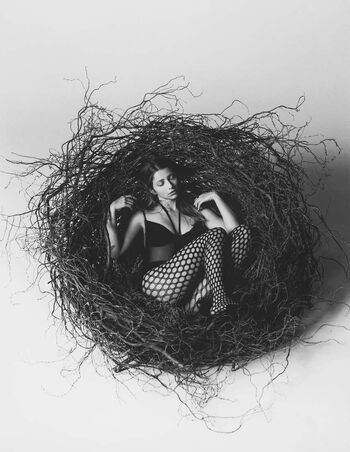 Emily rudd image