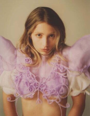 Emily rudd image