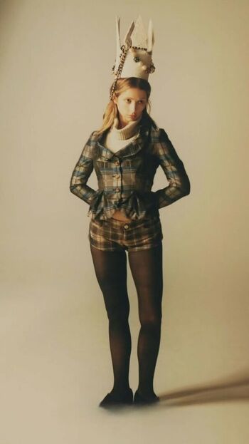 Emily rudd image