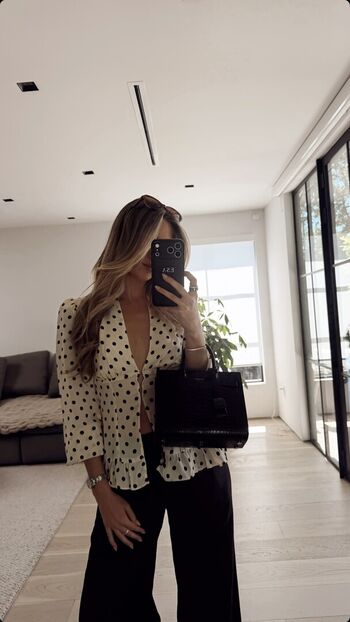 Emilysavesamerica image