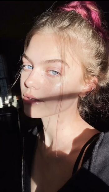 Emma beardsley image