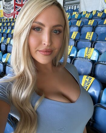 Emma louise jones 1 image