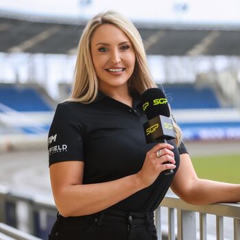 Emma louise jones 1 image
