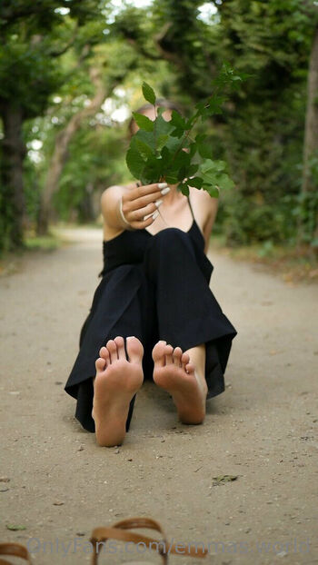 Emmas world image