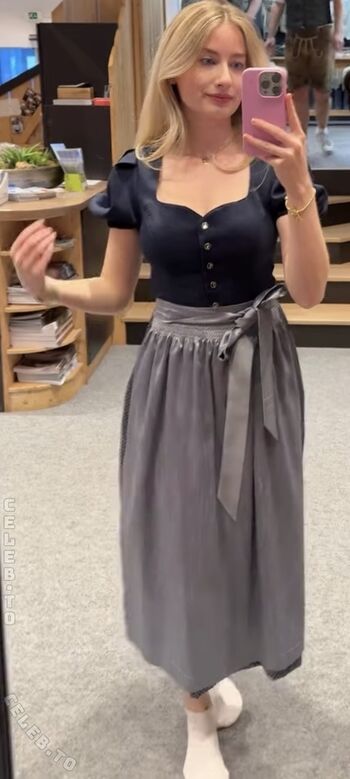 Empresslaurasophie image