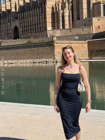 Empresslaurasophie image