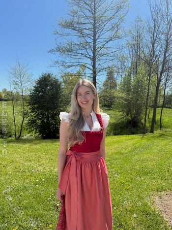 Empresslaurasophie image
