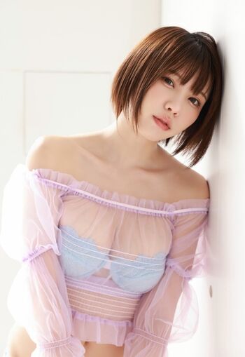 Enako page 3 image