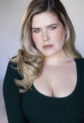 Erica lindbeck image