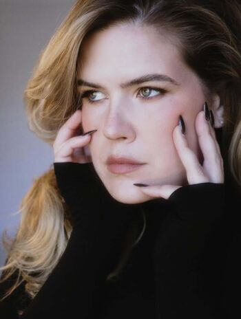 Erica lindbeck image