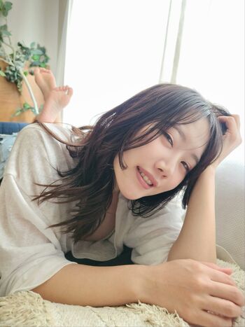 Erika momoyama page 3 image