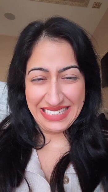 Estee palti image
