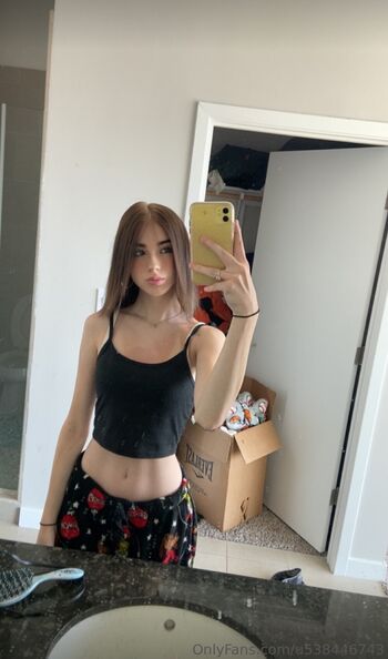 Estelle harper 1 image