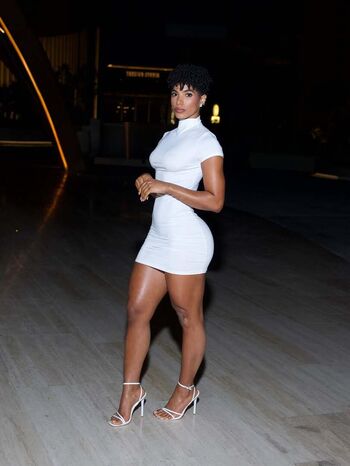 Estephany gutierre image