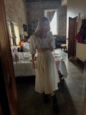 Esther rose image
