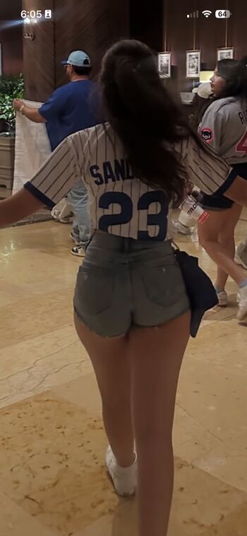 Estrella stefanie martinez image