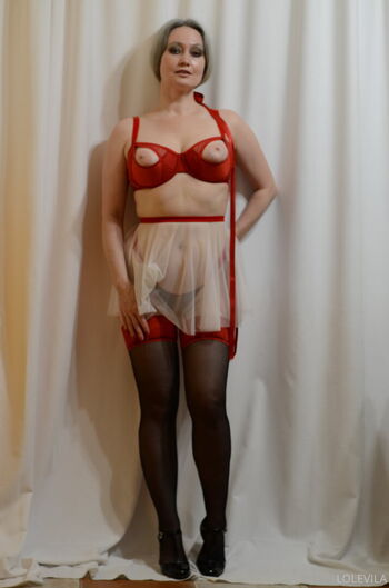 Etsy seller lolevila image
